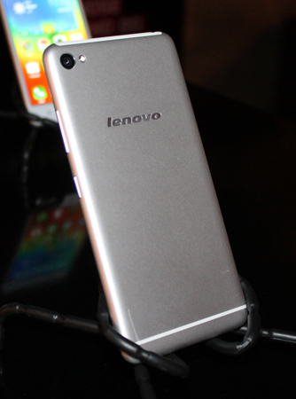 Lenovo S90 smartphone