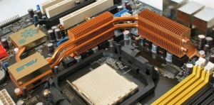 NVIDIA nForce 590 Based Mainboard