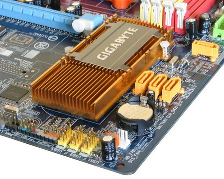 Gigabyte GA -M55S-s3 (NVIDIA nForce 550) cooler